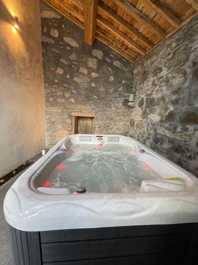 Casa Pyrrhula Murina - Private Jacuzzi Nordeste  Ngoại thất bức ảnh